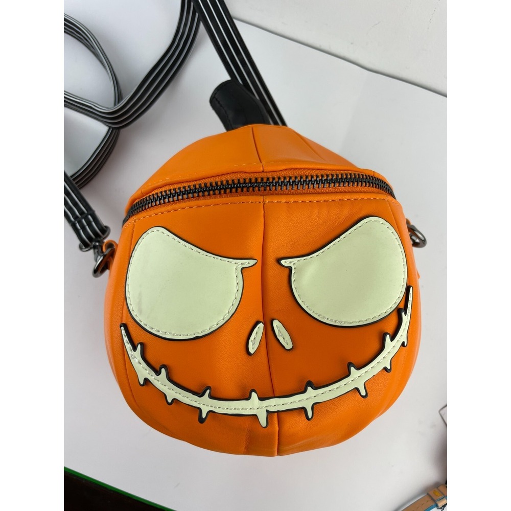 Loungefly Disney‎ The Nightmare Before Christmas Jack Glow Pumpkin Crossbody Bag